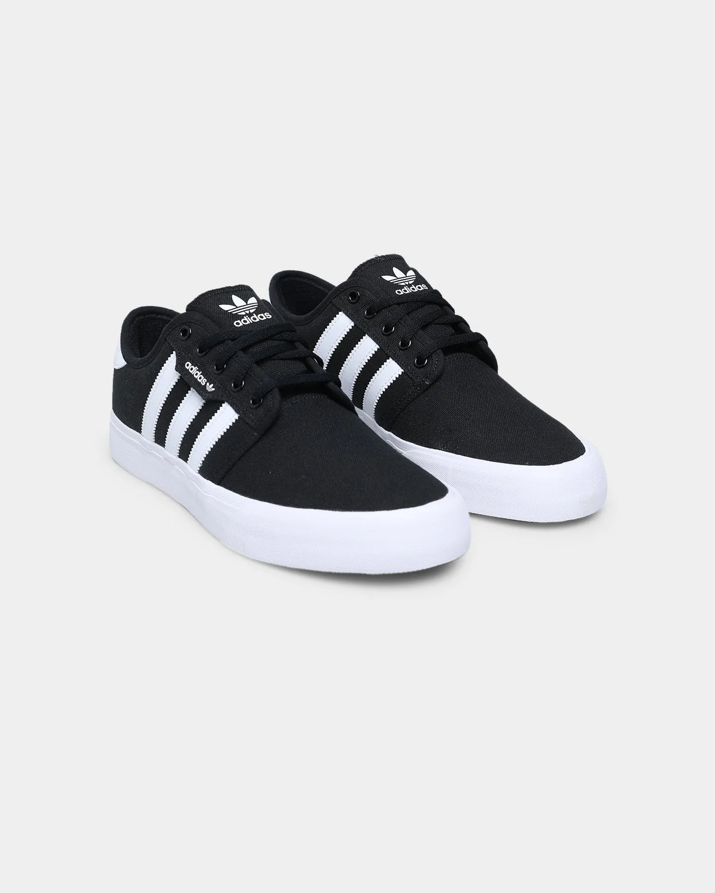 Adidas Seeley XT Core Black/Cloud White/Cloud White