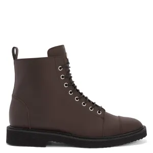 Giuseppe Zanotti Chris Low