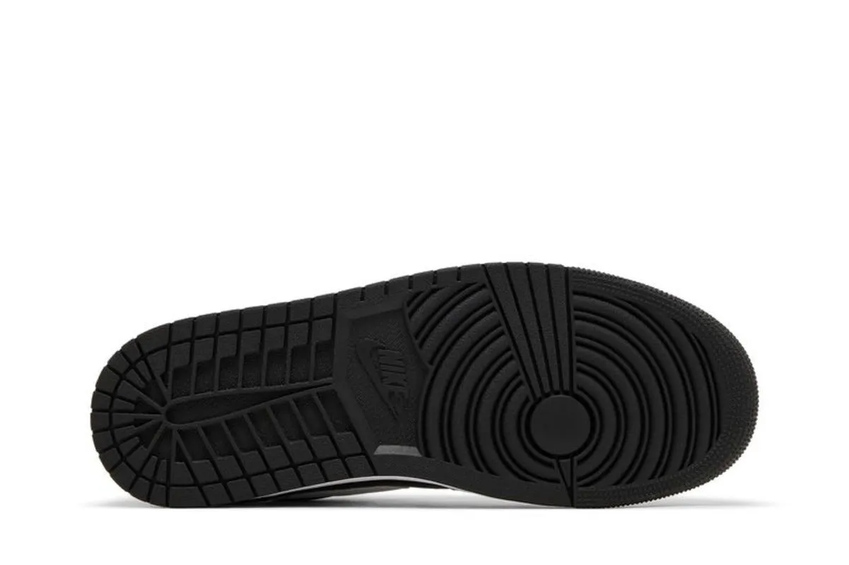 Jordan 1 Low Black Royal Toe