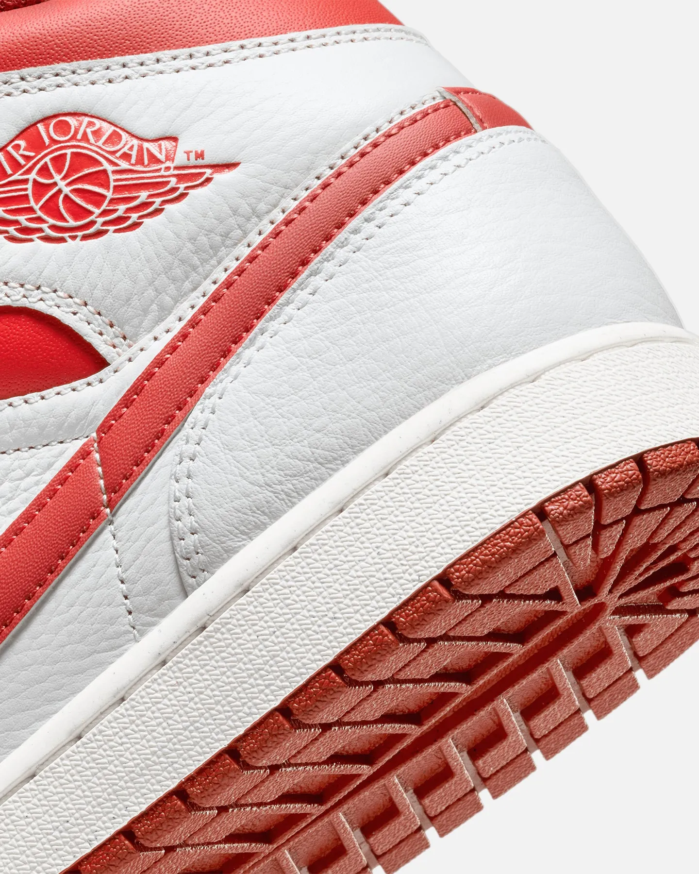 Jordan Air Jordan 1 Mid SE White/Lobster