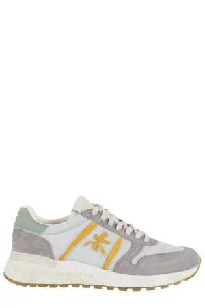 Lander Sneakers