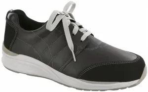 Men's Venture Lace Up Sneaker In Black