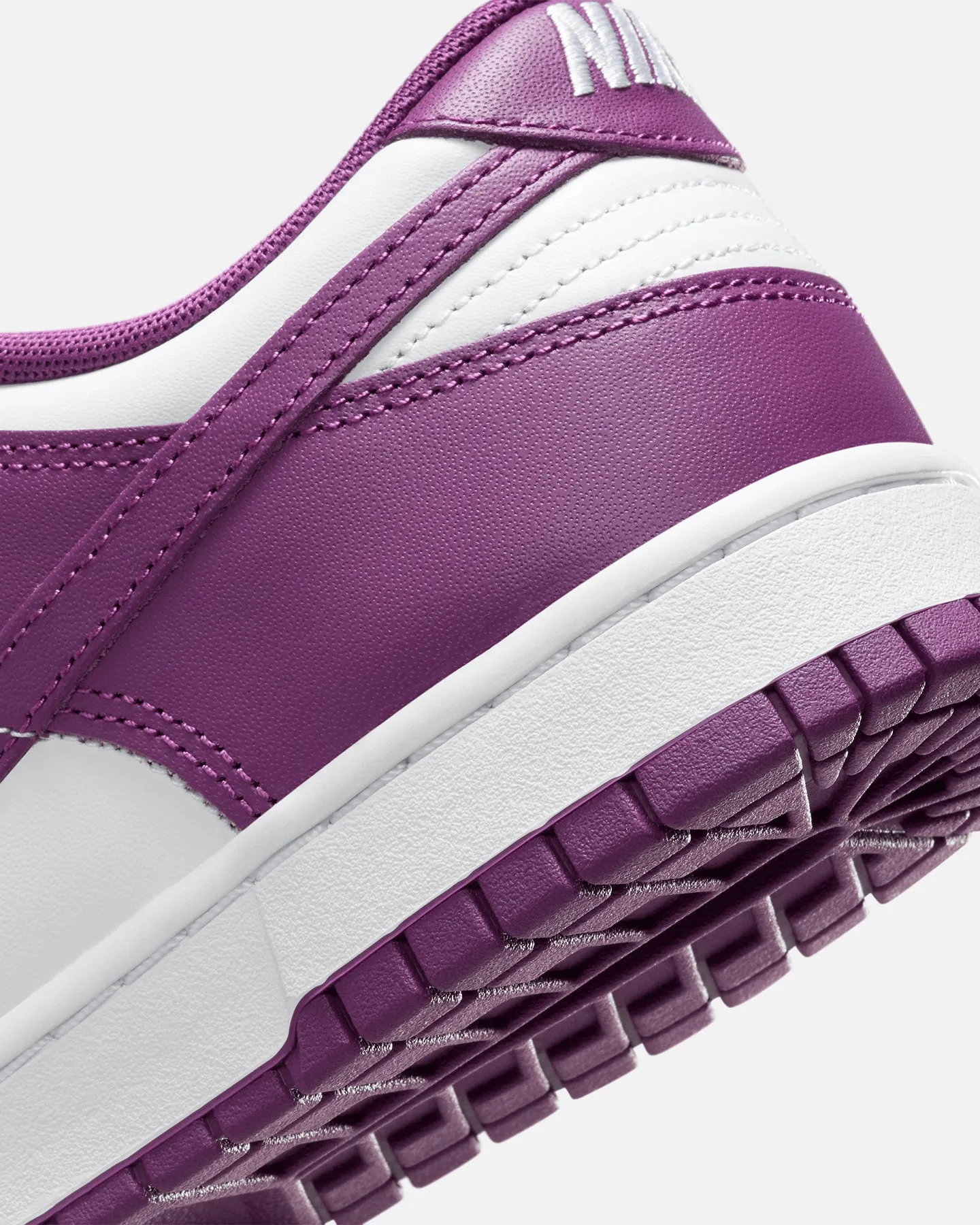 Nike Dunk Low Retro "Viotech" White/Viotech White