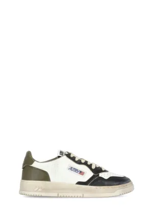 White Vintage Sneakers